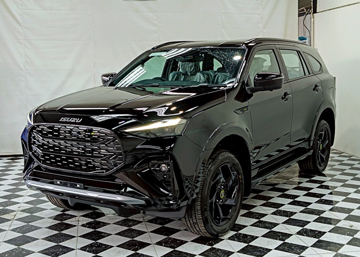 ISUZU